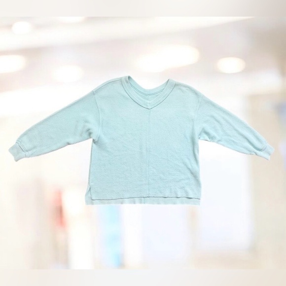 AERIE Wonder light blue textured sweatshirt women’s junior size small - Picture 8 of 17